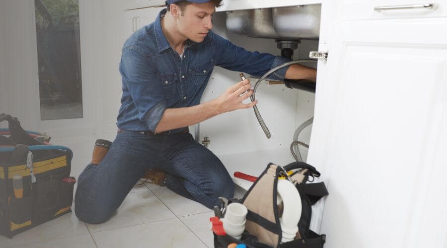 Emergency Leak Repair in Glidden, TX